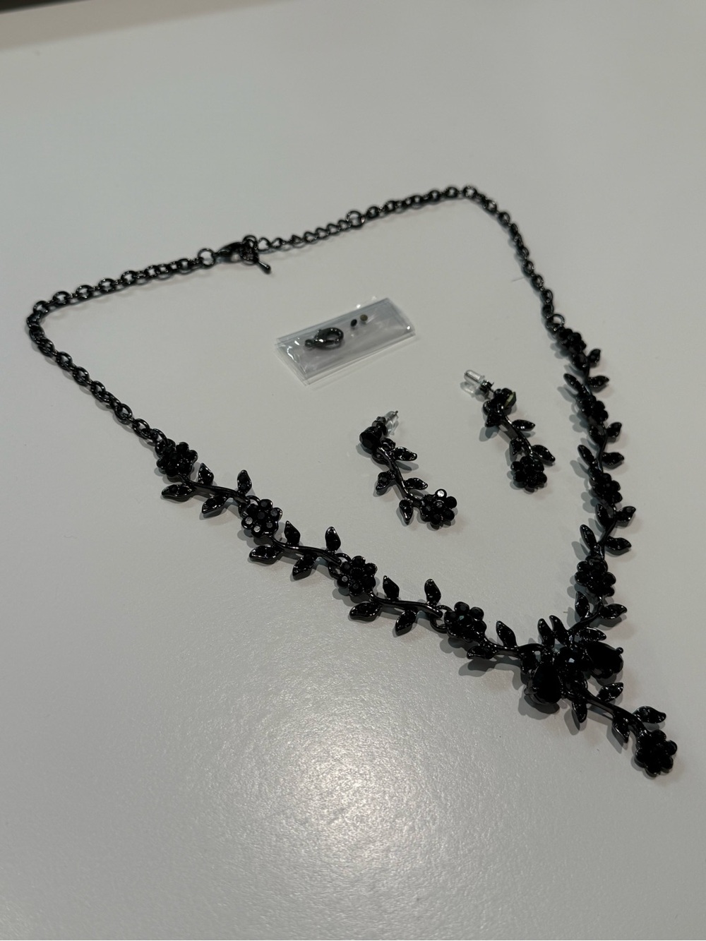 Black Floral Vine Necklace and Earrings Set - Elegant Women's Jewelry